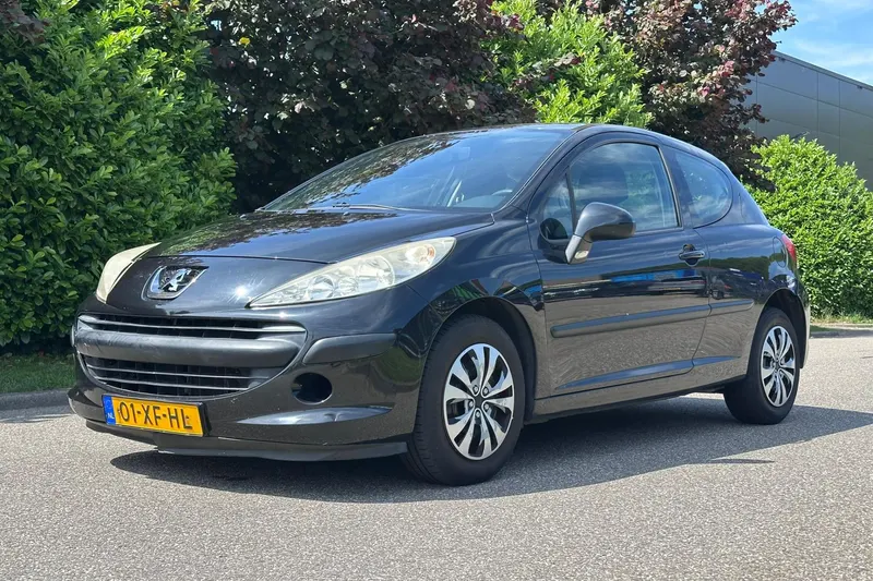 Peugeot 207 (2007)