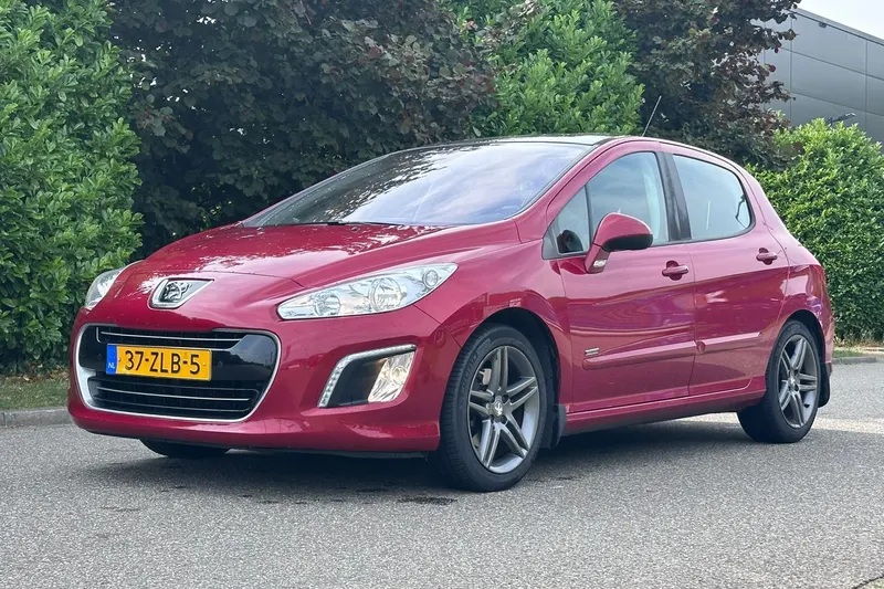 Peugeot 308 (2013)