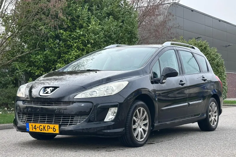 Peugeot 308 (2008)