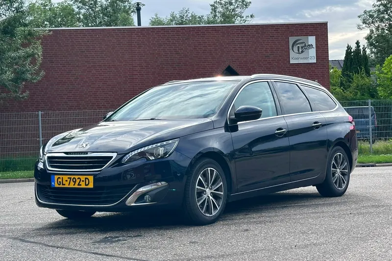 Peugeot 308 (2015)