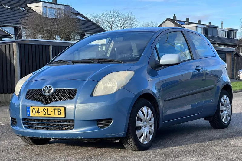 Toyota Yaris (2006)