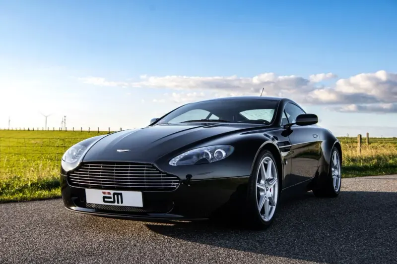 Aston Martin V8 Vantage (2006)