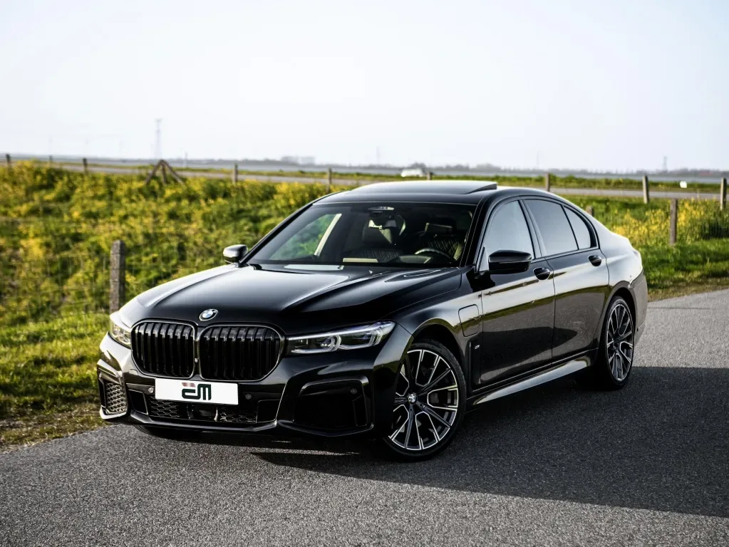 BMW 7-Serie (2020) — foto 1