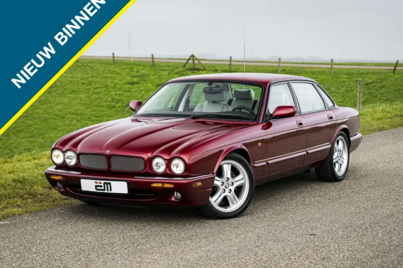 Jaguar XJR (1998)