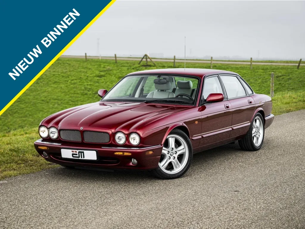 Jaguar XJR (1998) — foto 1