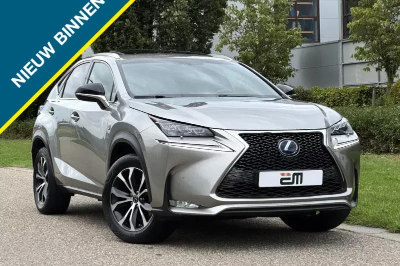 Lexus NX (2015)