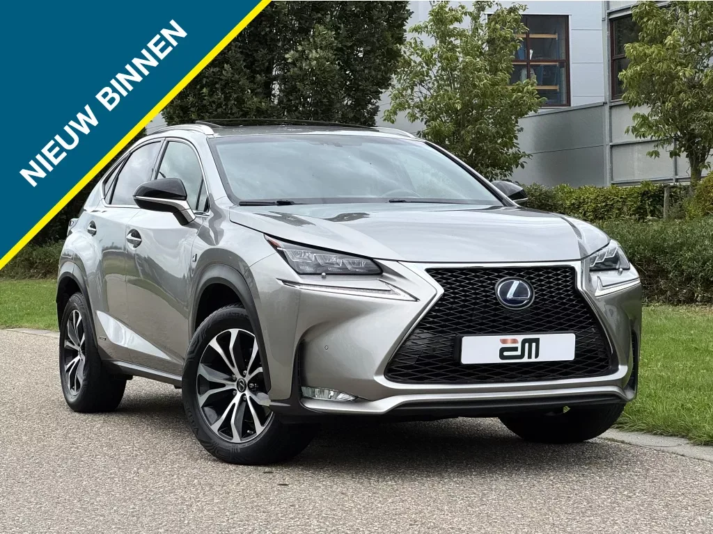 Lexus NX (2015) — foto 1