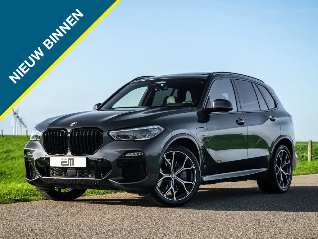 BMW X5 (2021) — foto 1