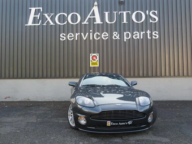 Aston Martin V12 Vanquish (2006) — foto 1