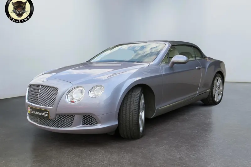 Bentley Continental GTC (2012)