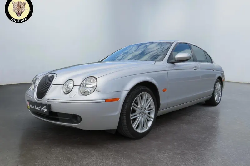 Jaguar S-Type (2005)