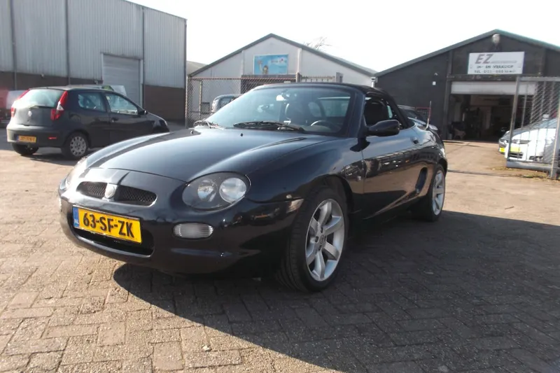 MG F (2000)