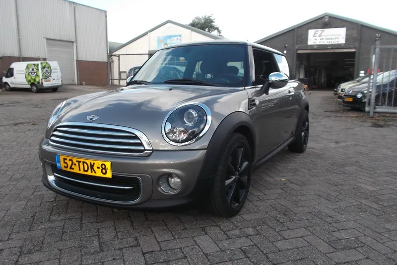 MINI Cooper (2012)