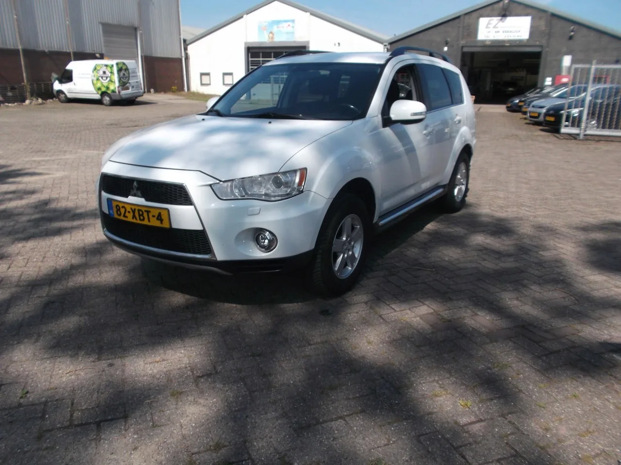 Mitsubishi Outlander (2012) — foto 1