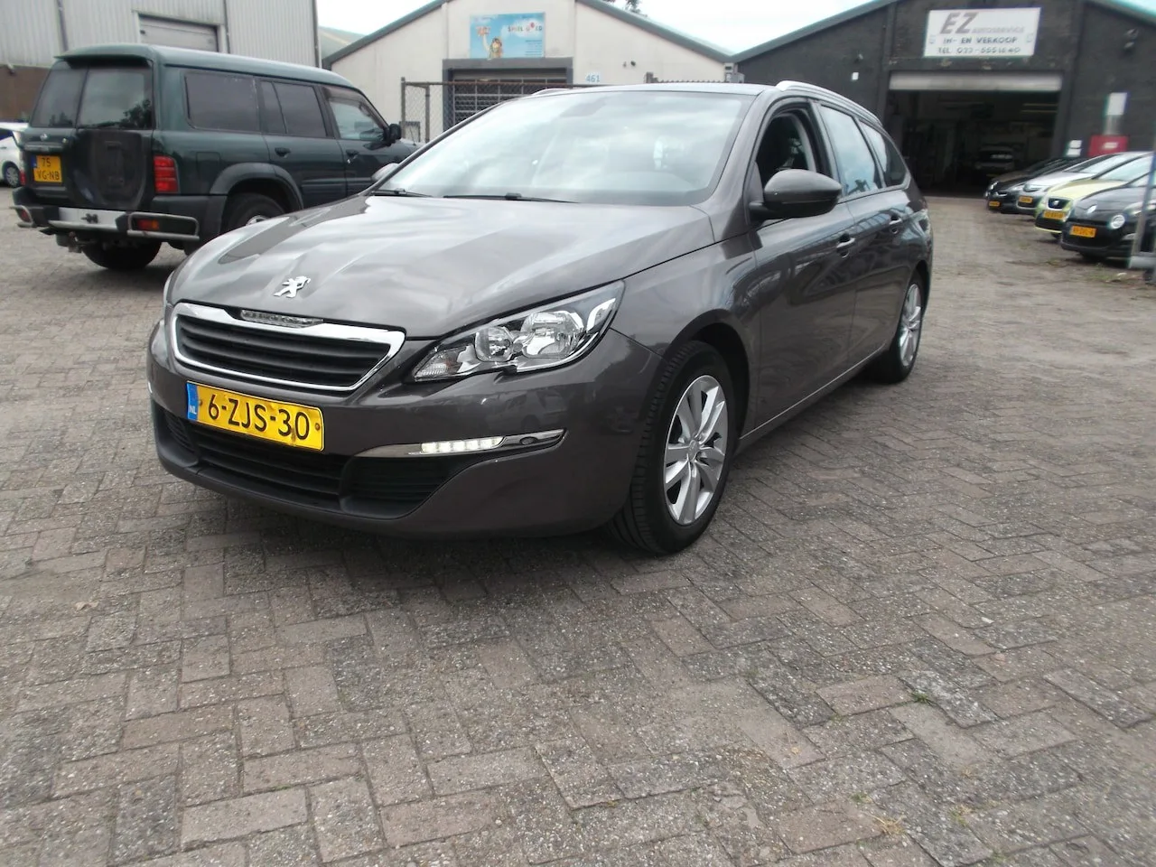 Peugeot 308 (2015) — foto 1