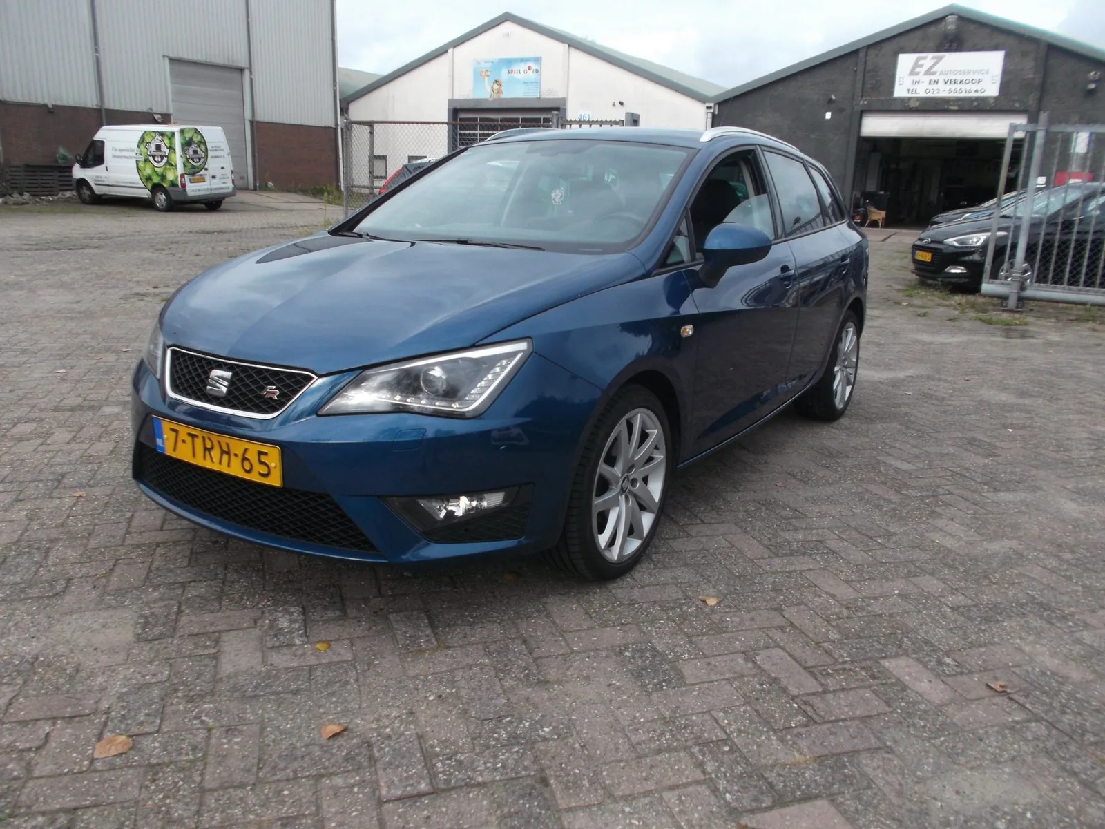 SEAT Ibiza (2014) — foto 1