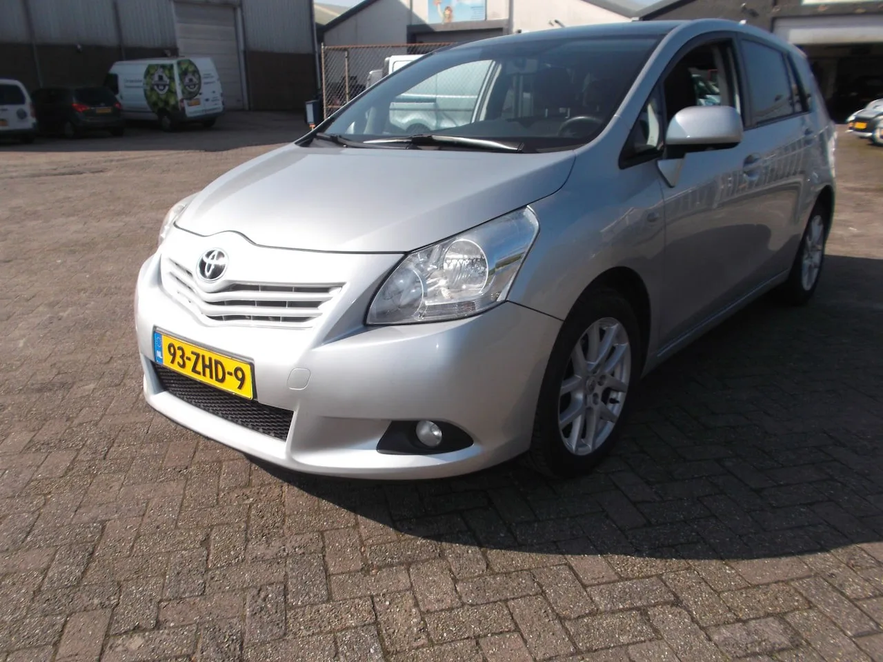 Toyota Verso (2012) — foto 1
