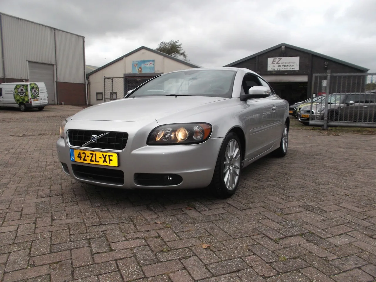 Volvo C70 (2008) — foto 1