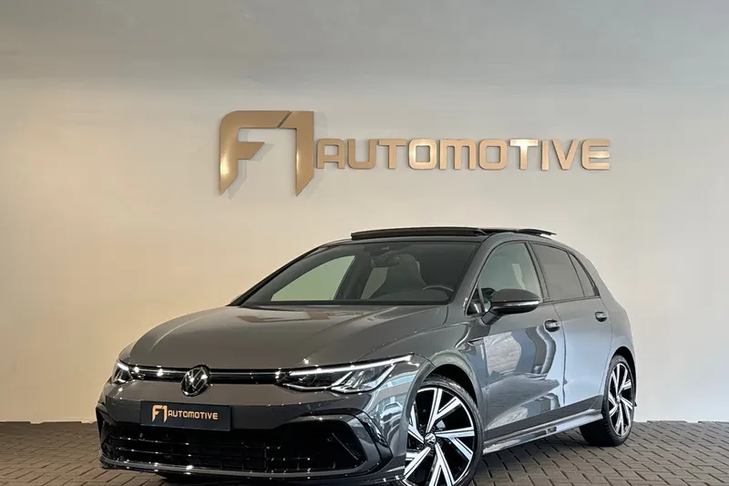 Volkswagen Golf (2023)