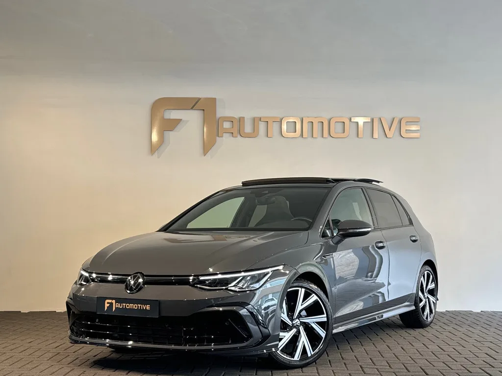 Volkswagen Golf (2023) — foto 1
