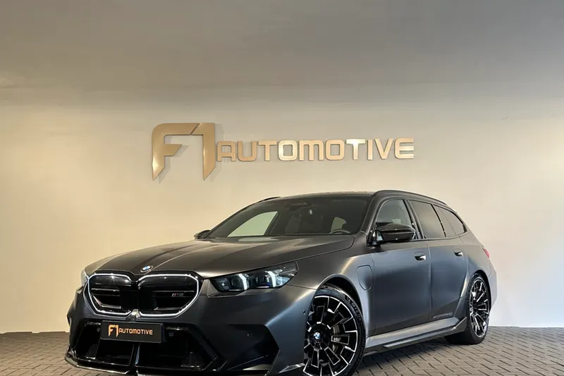 BMW M5 (2025)