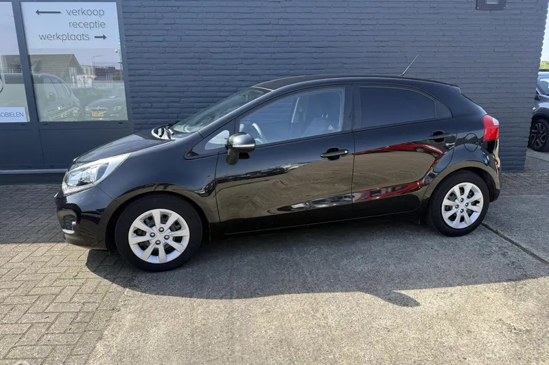 Kia Rio (2014)