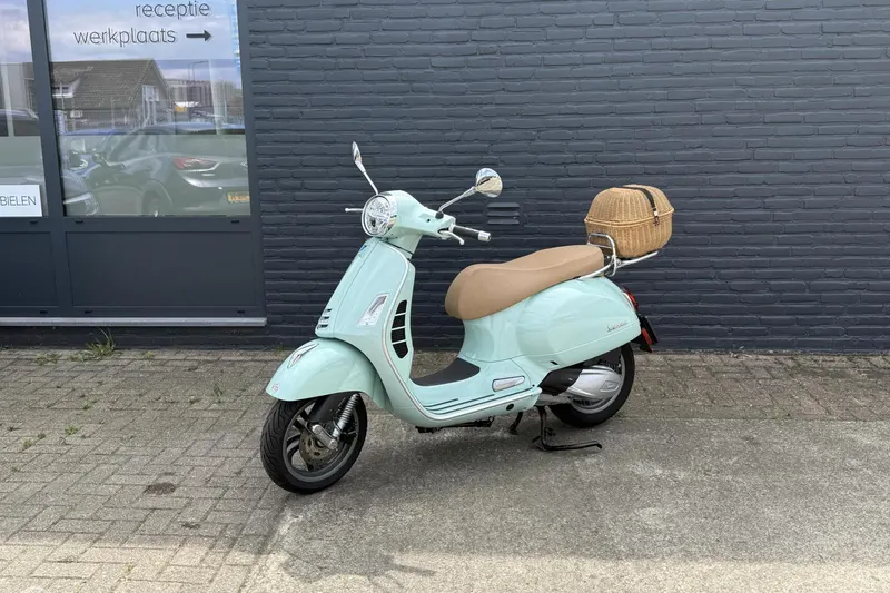 Vespa GTS 300 Super (2020)