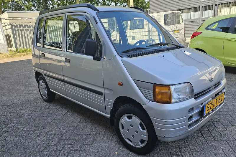 Daihatsu Move (1998)