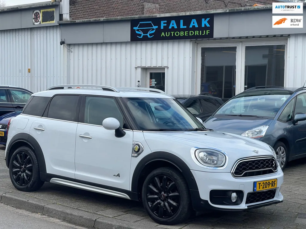 MINI Countryman (2019) — foto 1