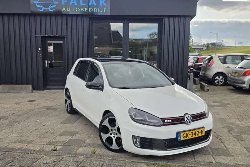 Volkswagen Golf (2012)