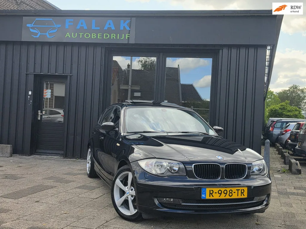 BMW 1-Serie (2008) — foto 1