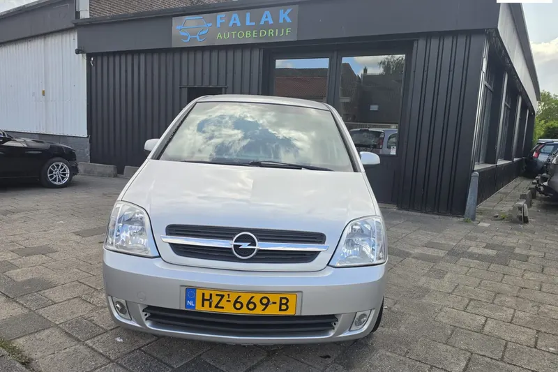 Opel Meriva (2004)