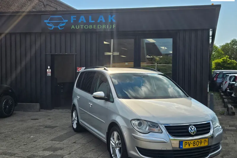 Volkswagen Touran (2010)
