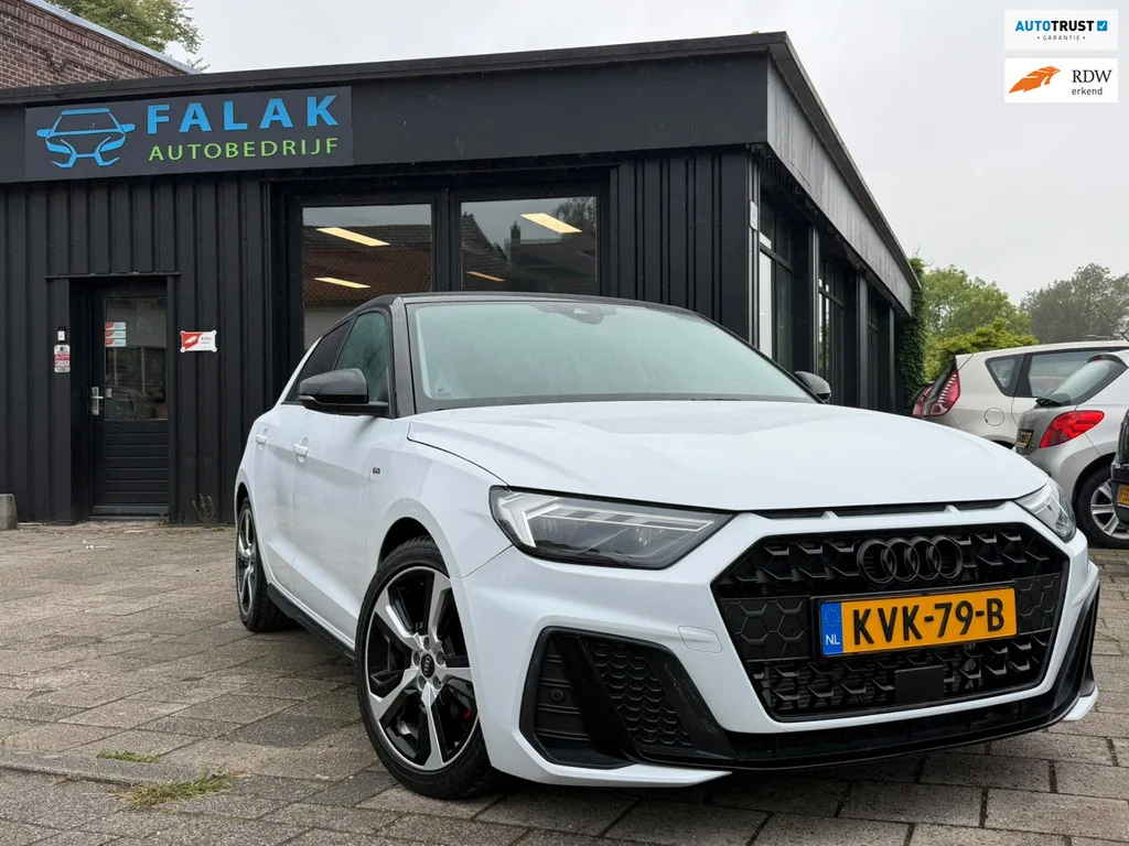 Audi A1 (2023) — foto 1