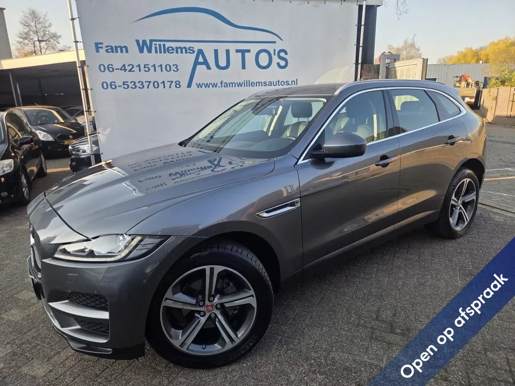 Jaguar F-Pace (2017) — foto 1