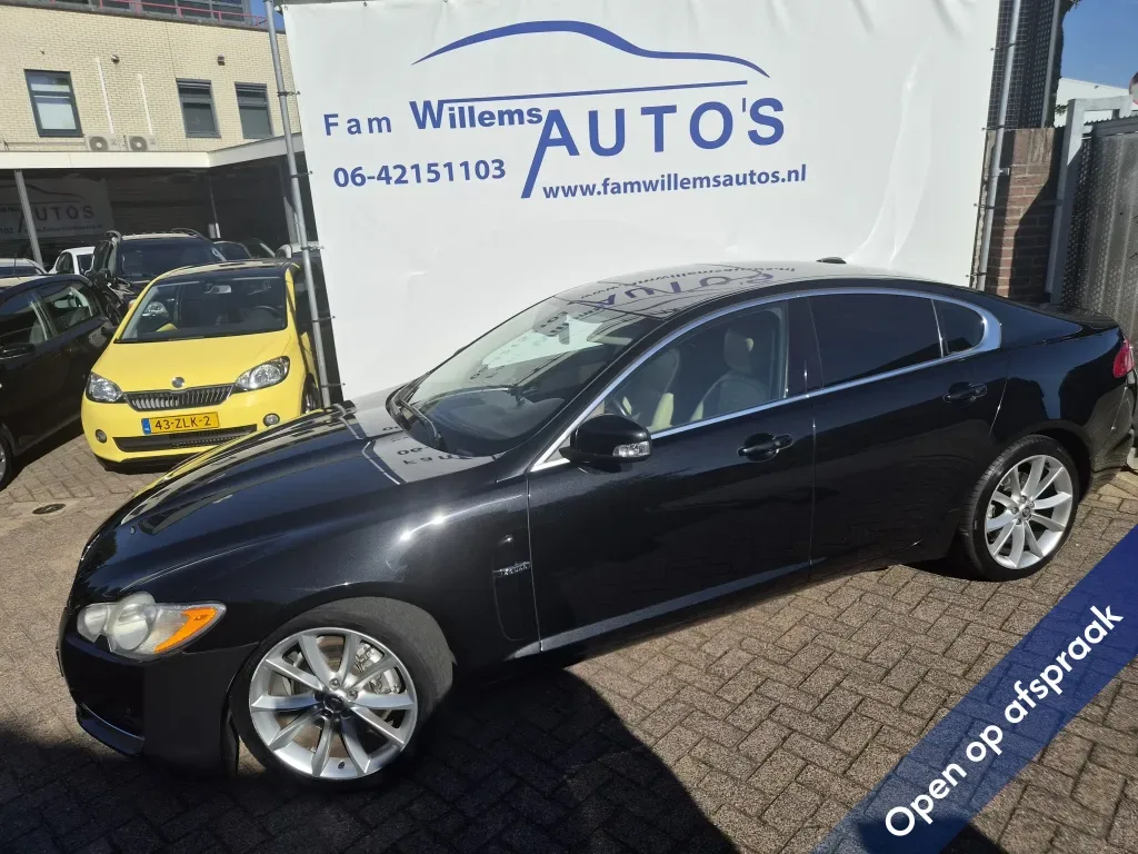 Jaguar XF (2008) — foto 1
