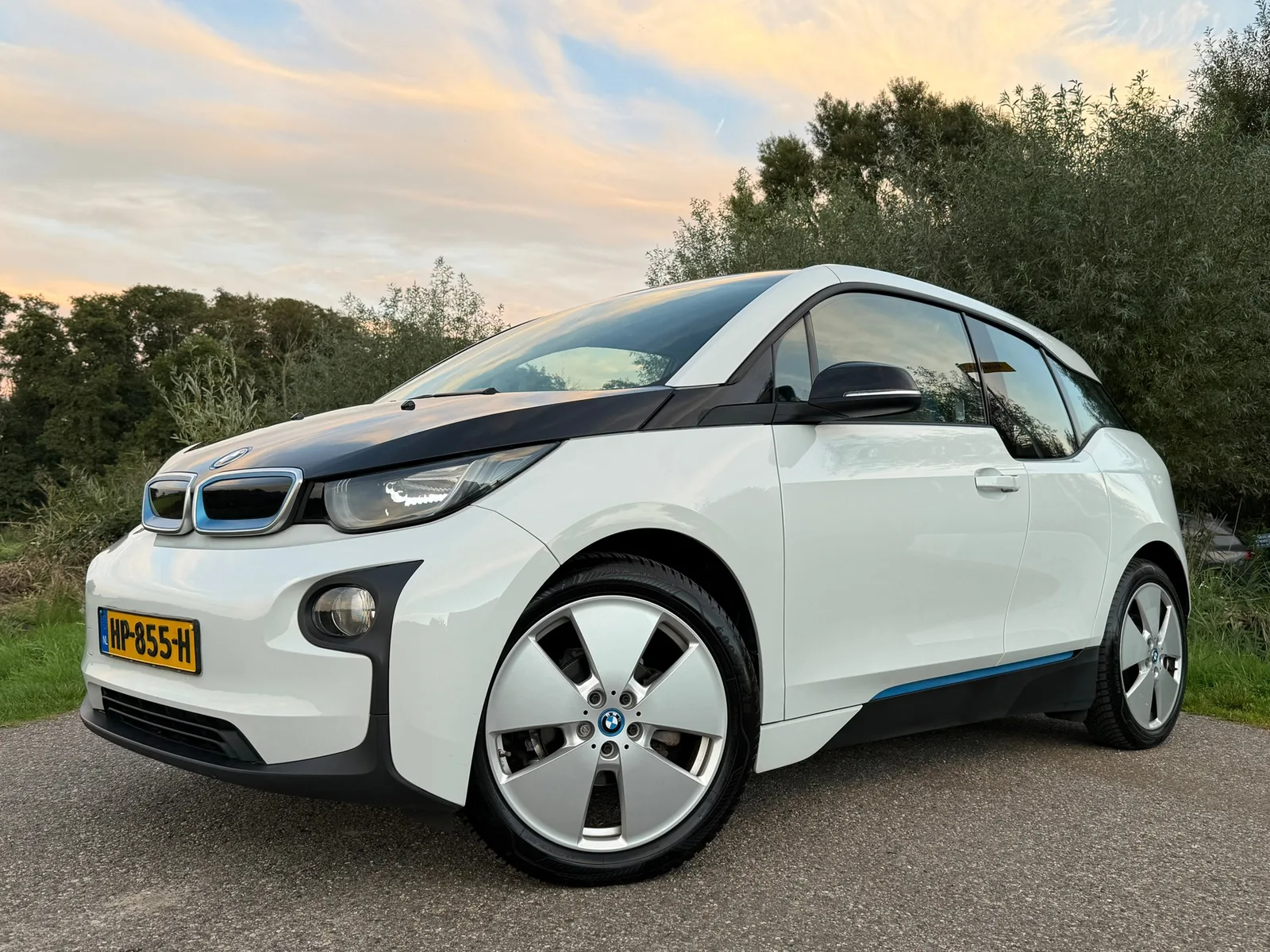 BMW i3 (2015) — foto 1