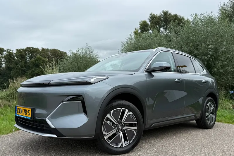 Geely Starray EM-i (2026)