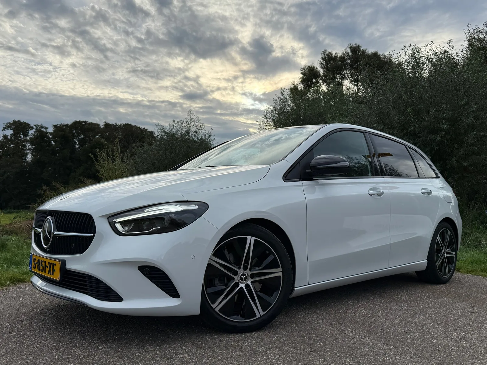 Mercedes-Benz B-Klasse (2023) — foto 1
