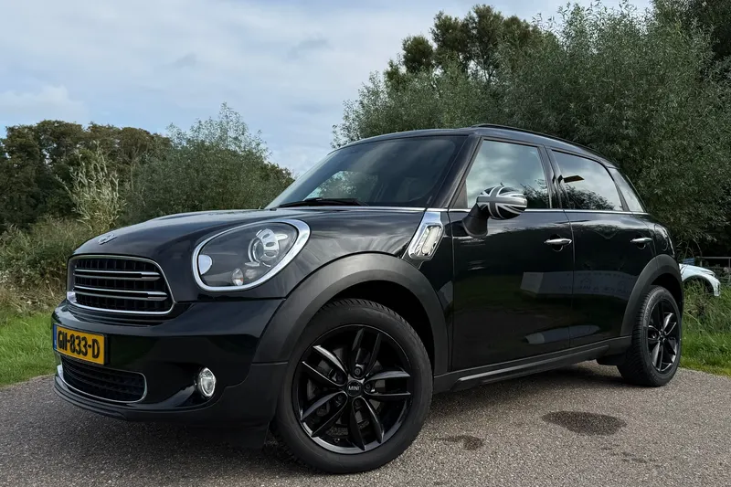 MINI Countryman (2015)