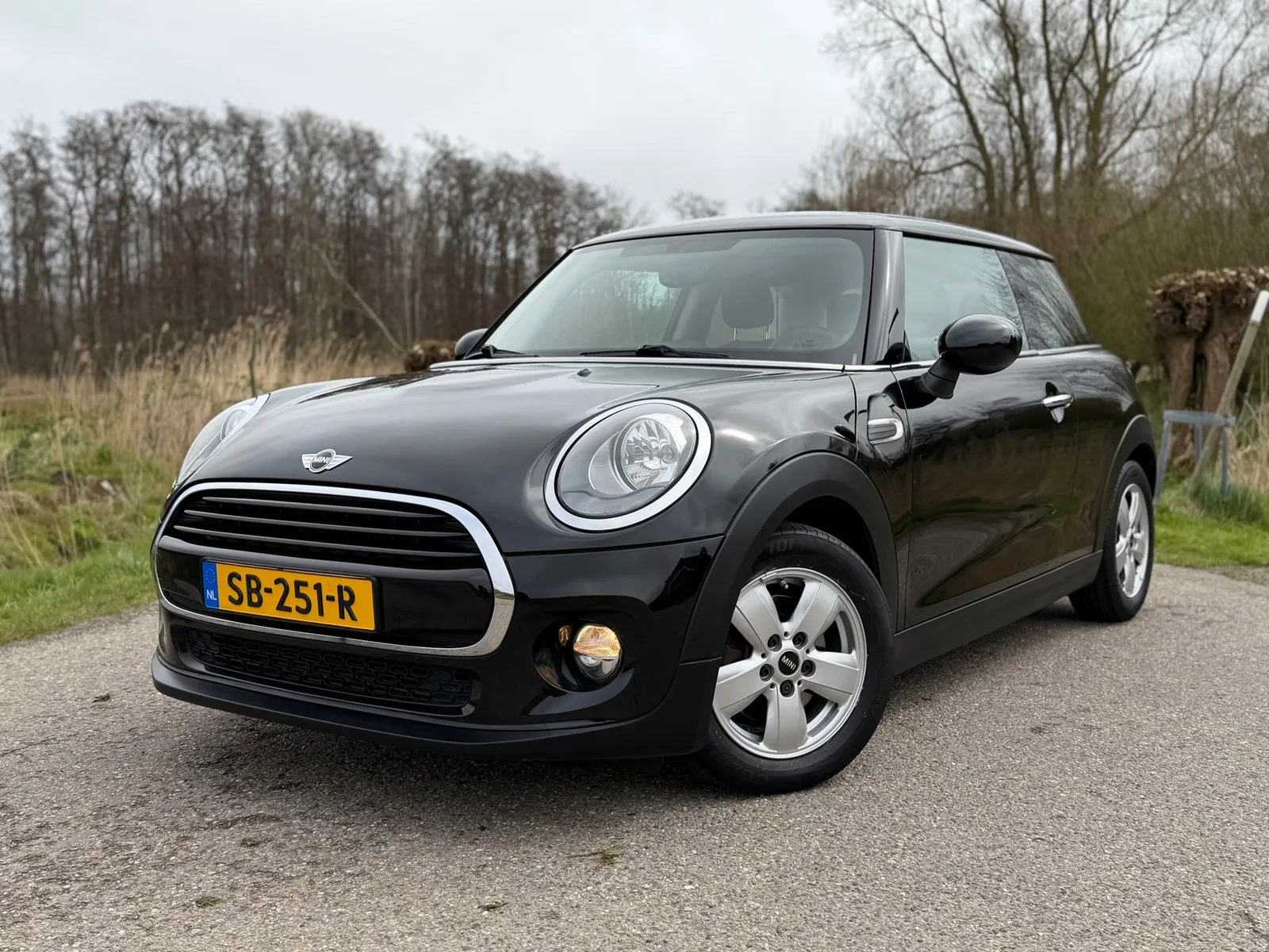 MINI Cooper (2018) — foto 1