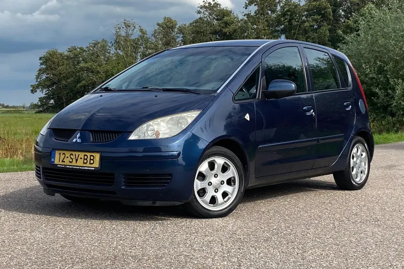 Mitsubishi Colt (2006)