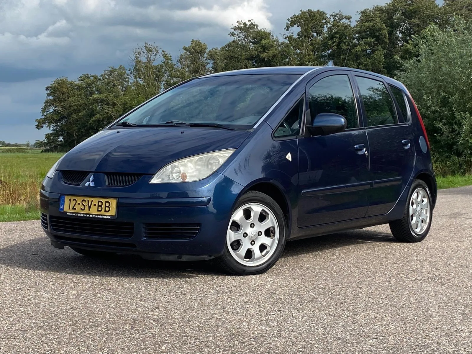 Mitsubishi Colt (2006) — foto 1