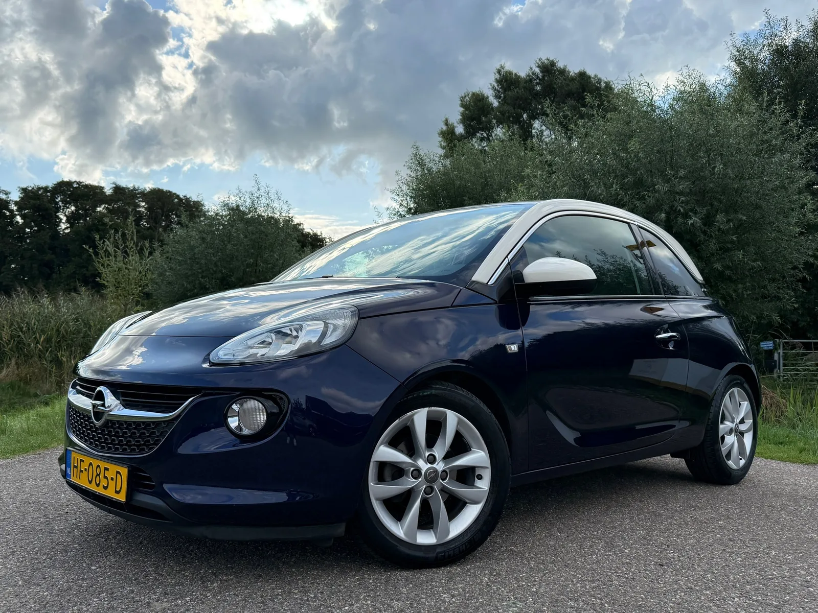 Opel Adam (2015) — foto 1