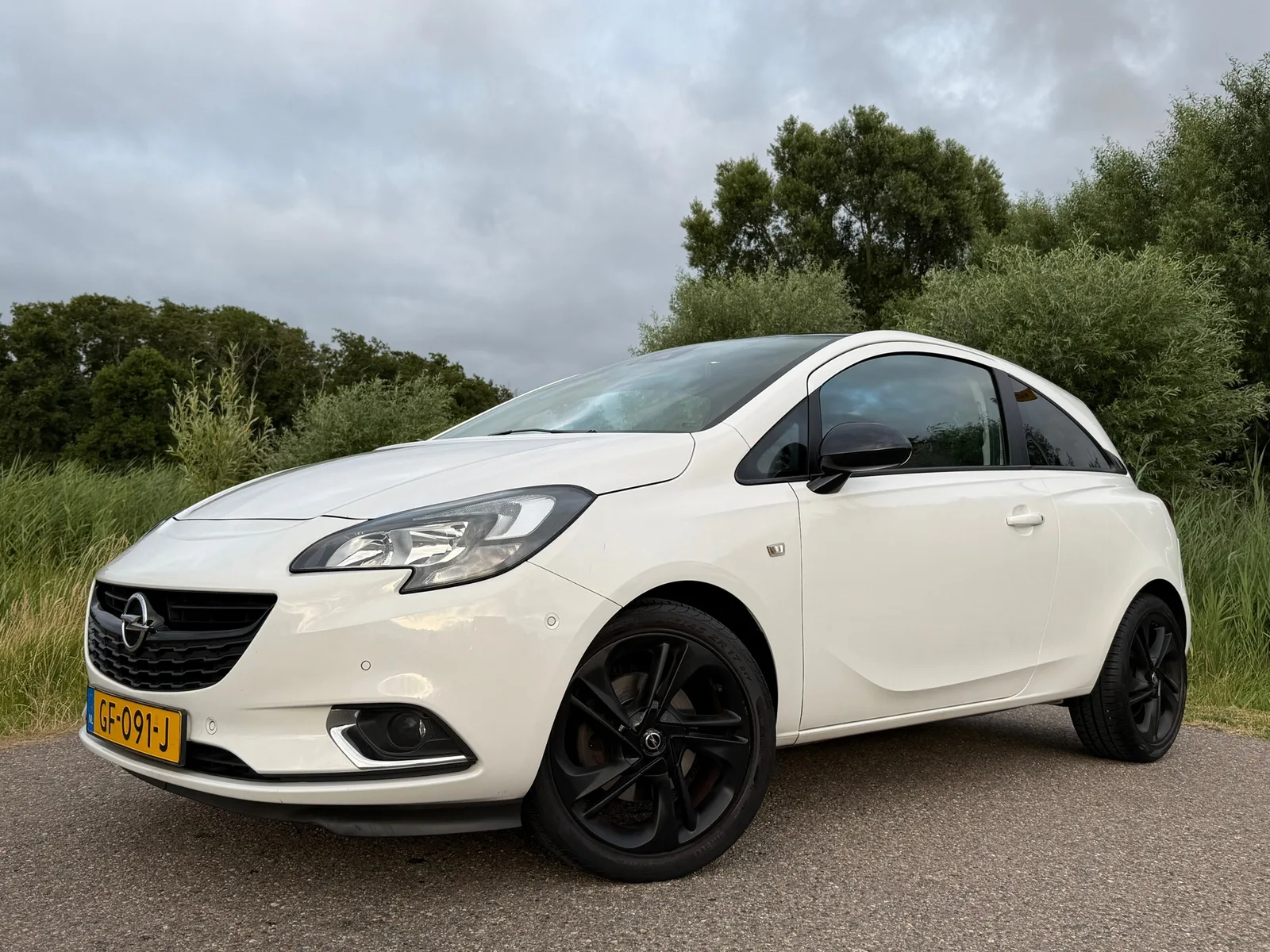 Opel Corsa (2015) — foto 1
