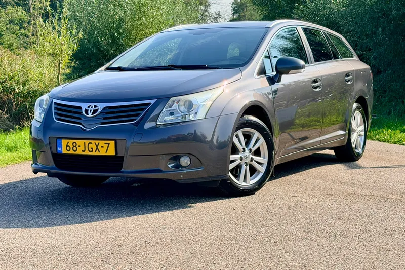 Toyota Avensis (2009)