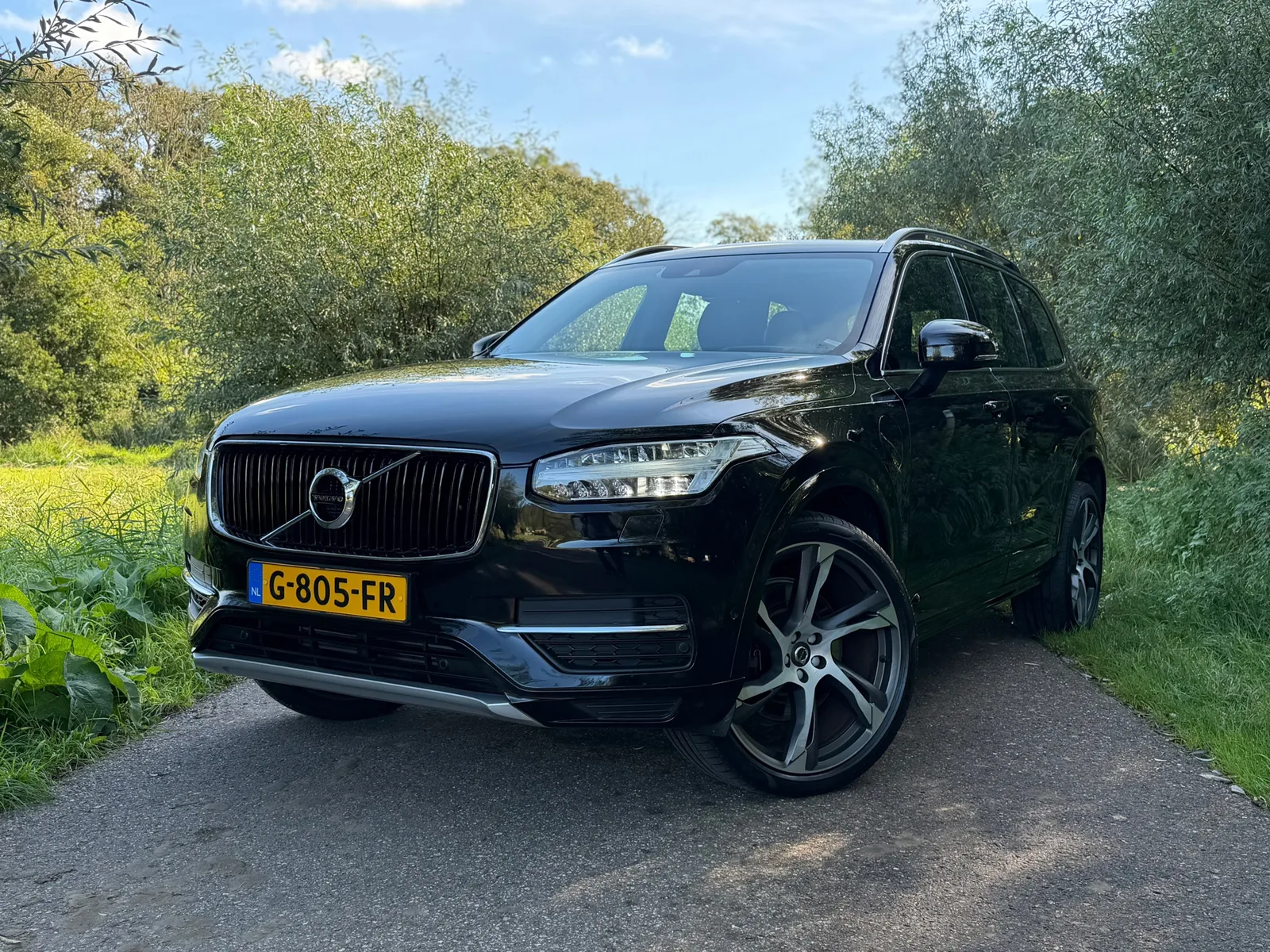 Volvo XC90 (2019) — foto 1