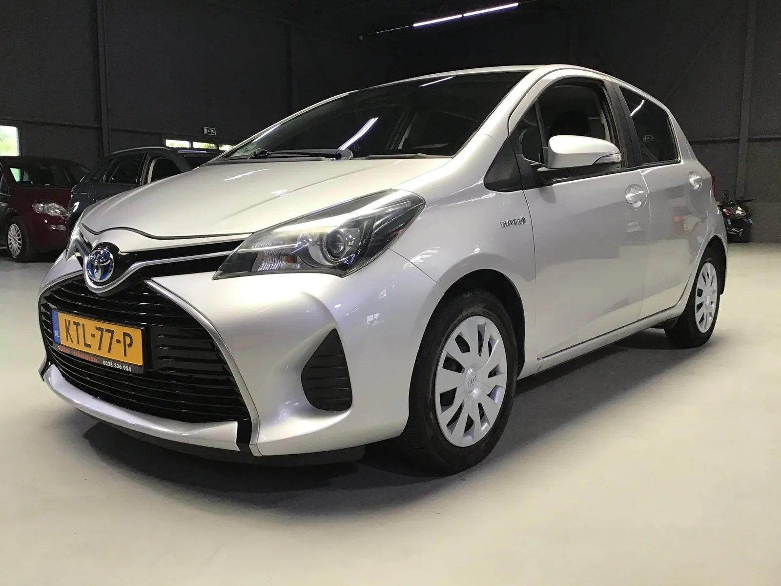 Toyota Yaris (2017) — foto 1