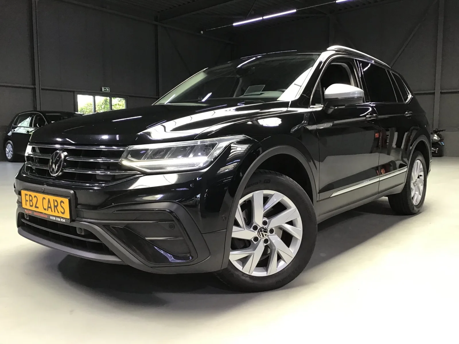 Volkswagen Tiguan (2023) — foto 1