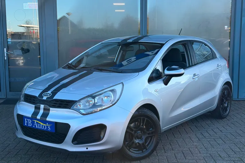 Kia Rio (2012)
